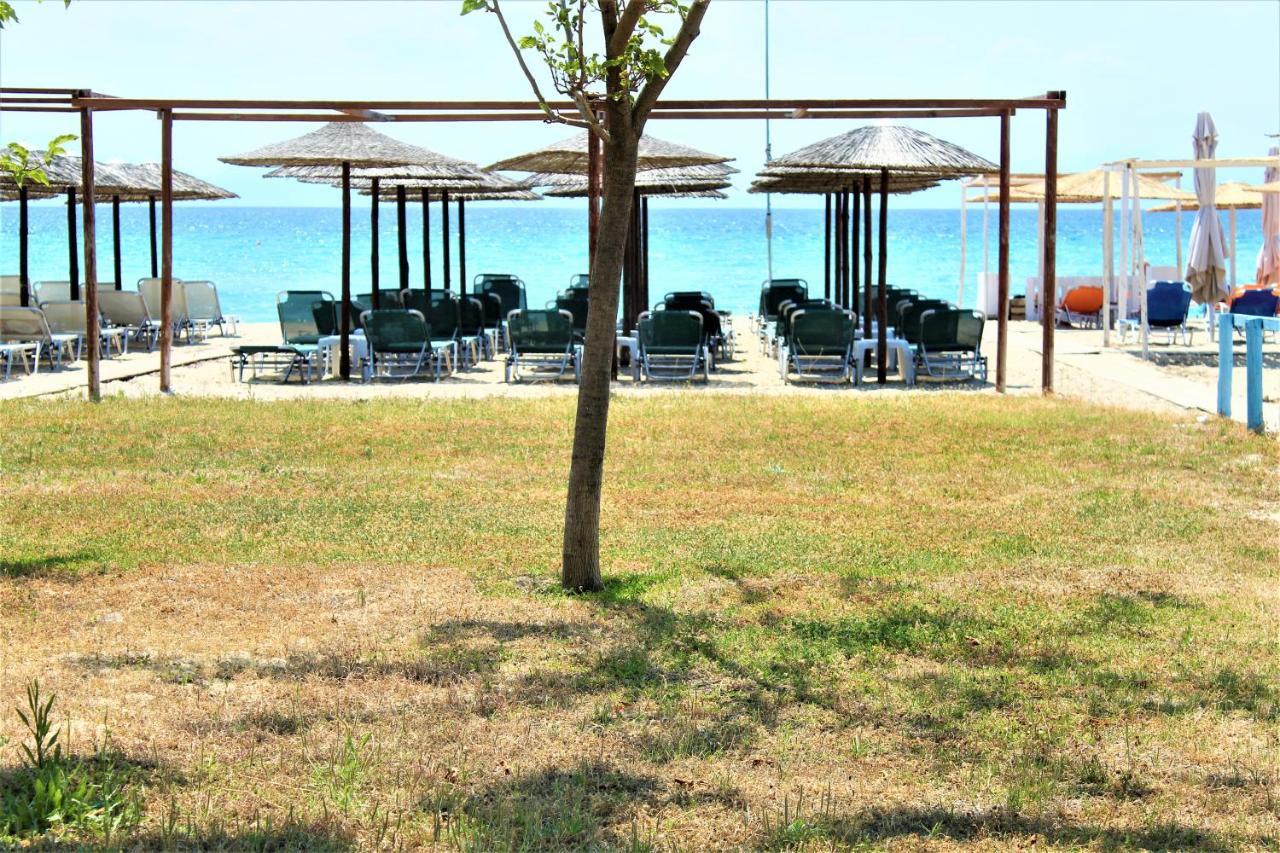 Seas The Moment Apartment Nea Kallikrateia Exterior photo